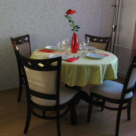 Gratarre Apartment Kuressaare Dış mekan fotoğraf