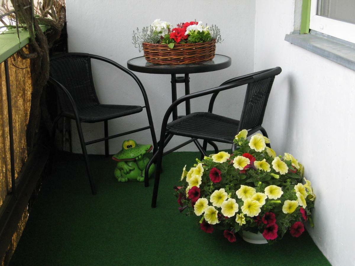 Gratarre Apartment Kuressaare Dış mekan fotoğraf